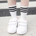 Хлопковые белые школьные носки унисекс в 3 полоски для девочек-подростков с логотипом на заказ